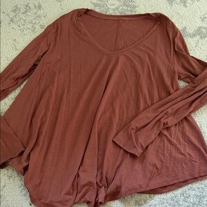 lululemon athletica Rust V-Neck Long Sleeve Swing Top